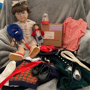 EUC Vintage Molly Doll with Clothes & Accessories